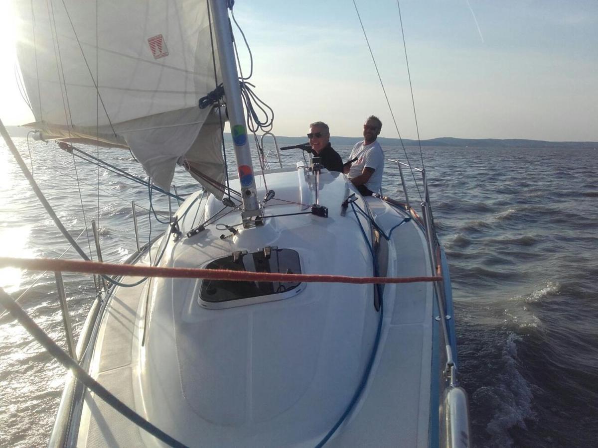 Seevilla Matilda direkt am Ufer Jois Exteriör bild